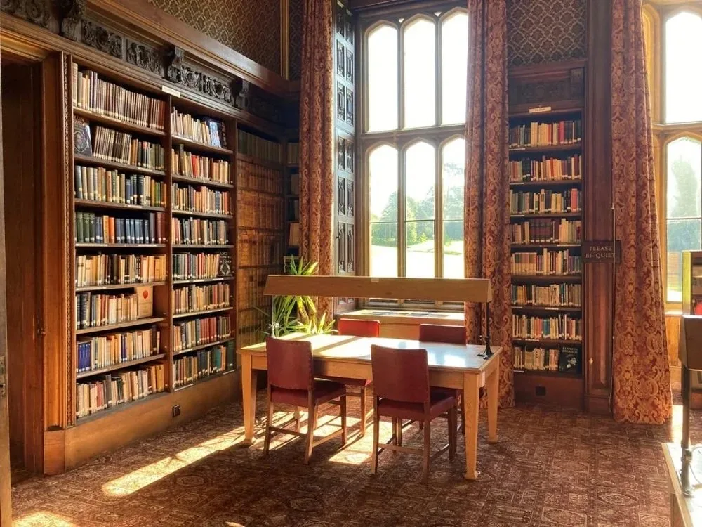 The grounds of Wroxton Abbey in Oxfordshire